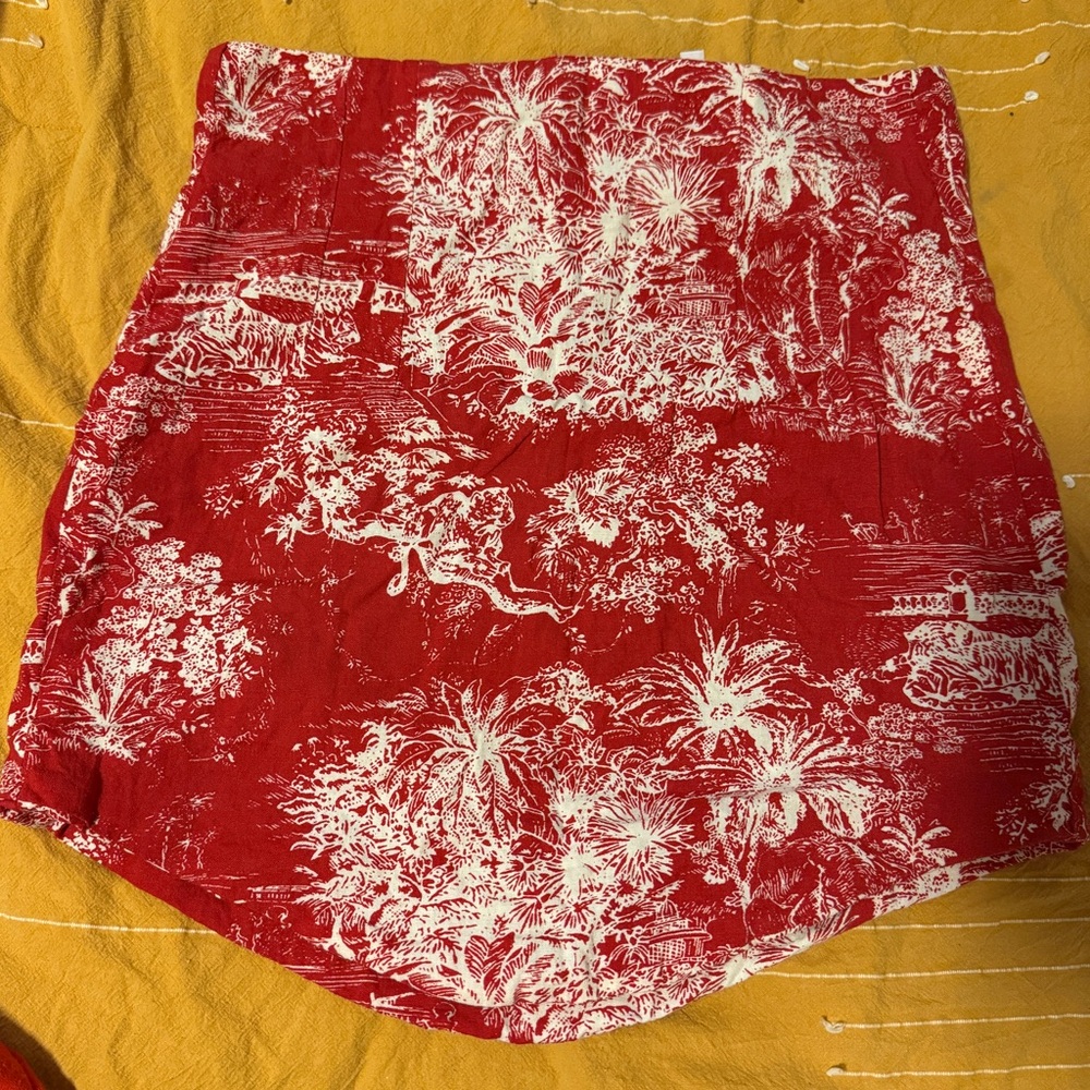 toile skirt